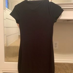 Black bodycon dress